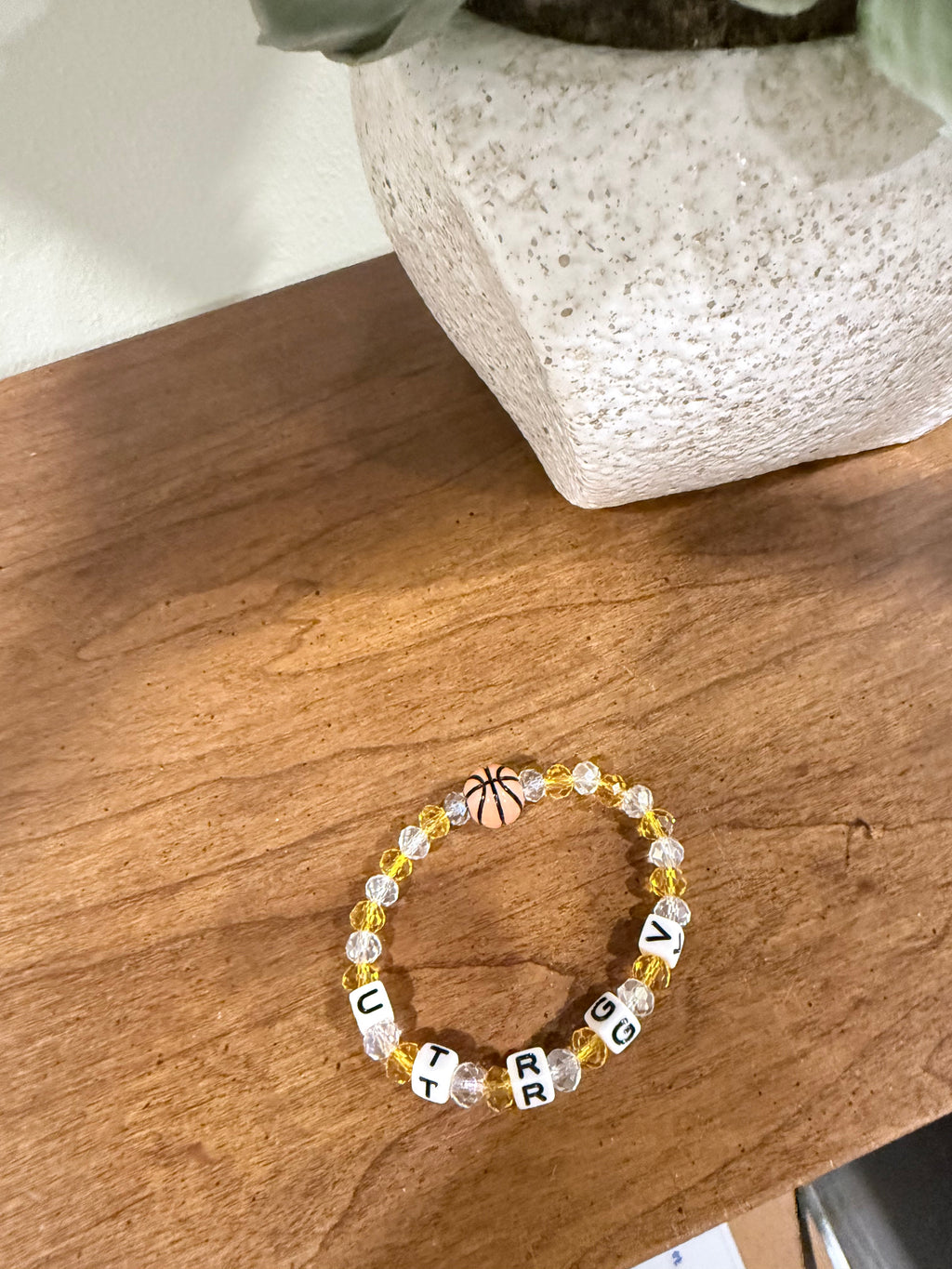 UTRGV Vaqueros Basketball Beaded Bracelet | Handmade Fan Jewelry